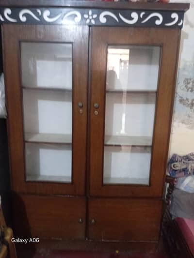 almari clothes ,bartan almari,,1 big table 2 small table new