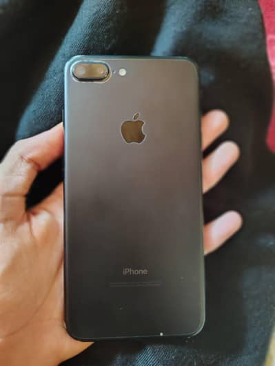 iphone 7 plus Non Pta 32 GB  contact : 03116893490