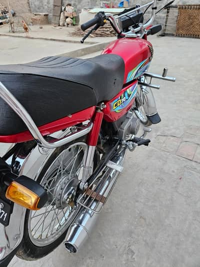 Honda cd70 24 model