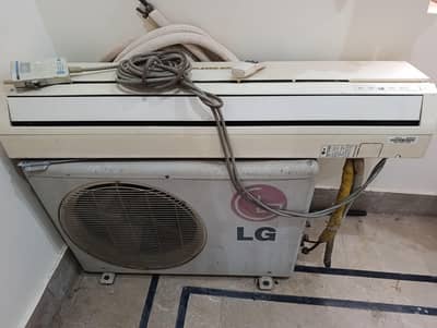 LG 1.5 Ton Non-Inverter AC