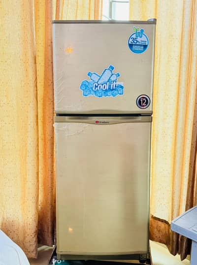 Brand New dowlance fridge only 1 moth used small size