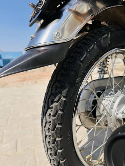 CG 125 Brand New Condition 6000 KM driven