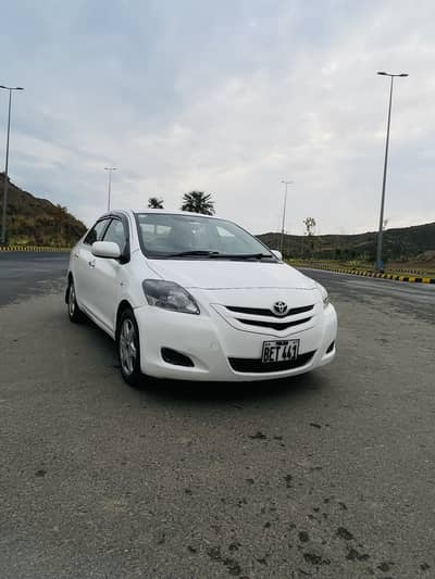 Toyota Belta 2006