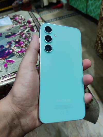 Samsung S23 FE ( 1.10 lacs)