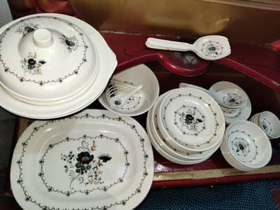 4 new box pak dinnersets