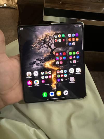 Samsung z fold 5