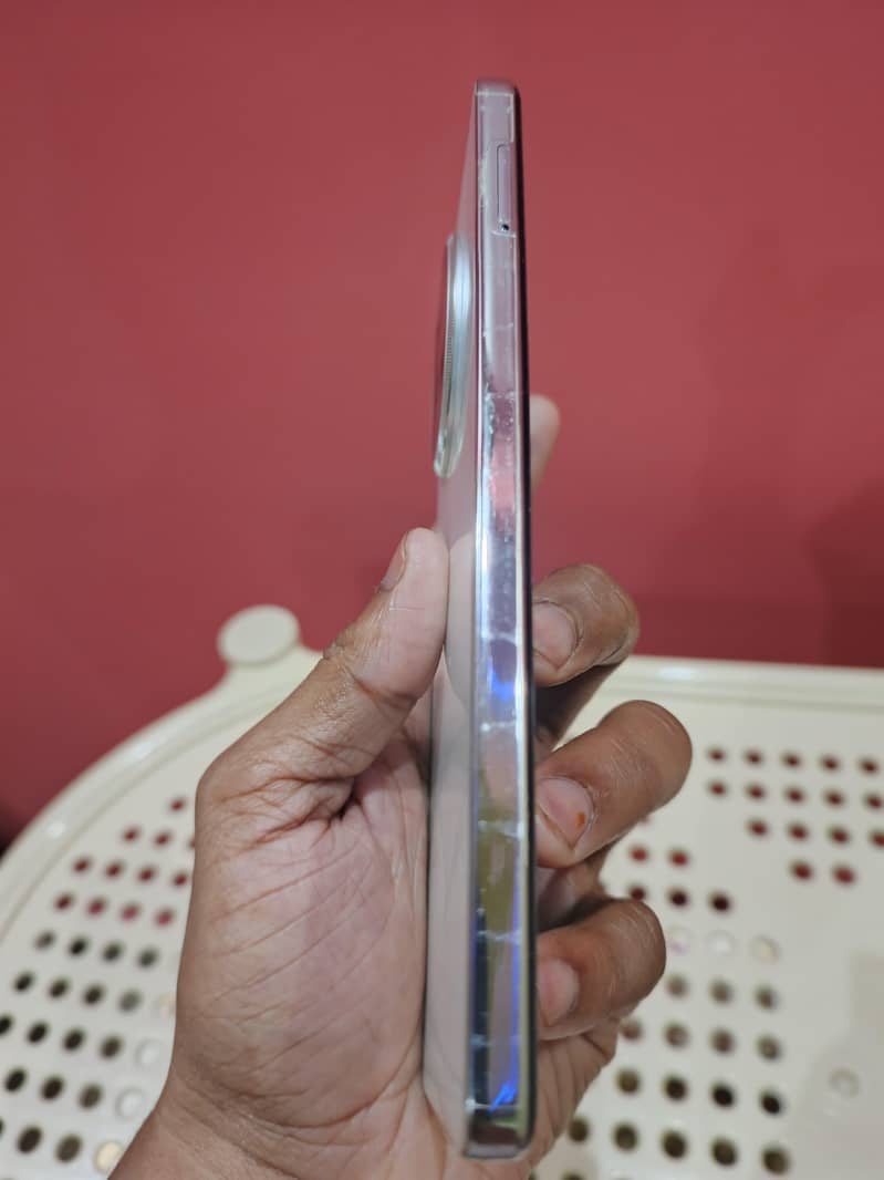 Tecno camon 30 4