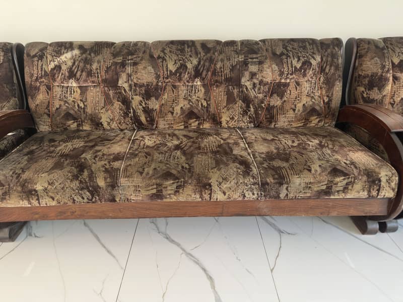 5 seater comfortable perfect condition sofas 2