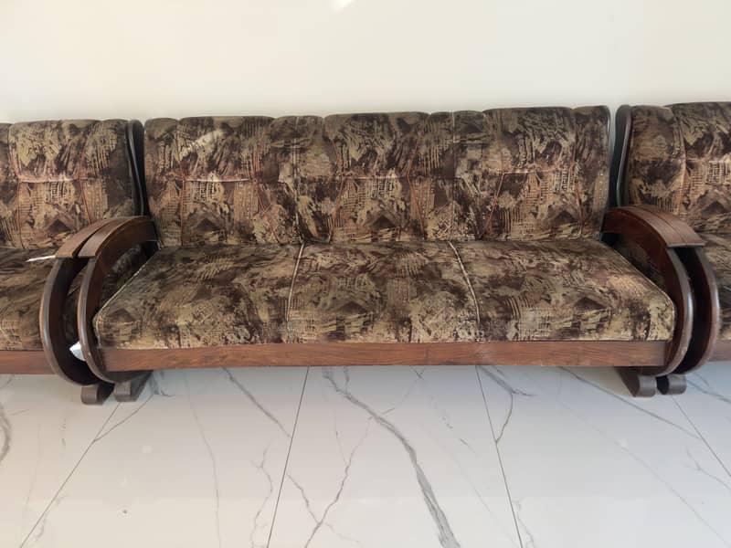 5 seater comfortable perfect condition sofas 4