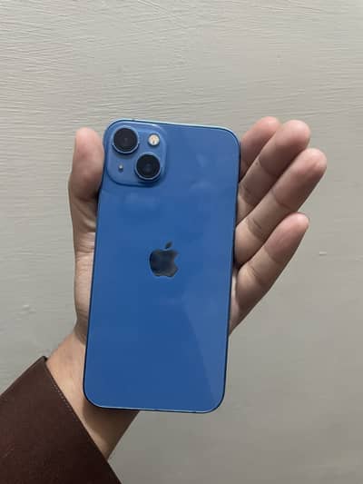 Apple iPhone 13