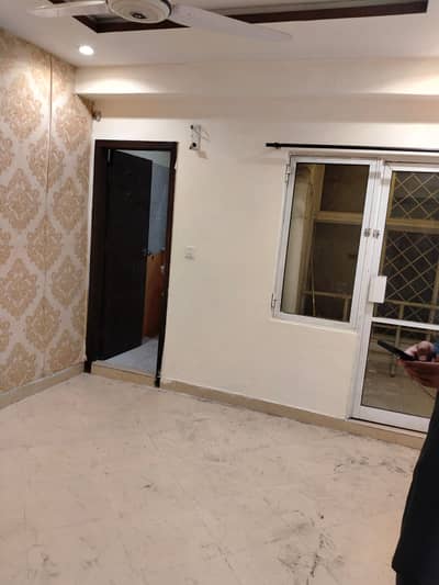 1 Bed Unfurnished Flat In E11