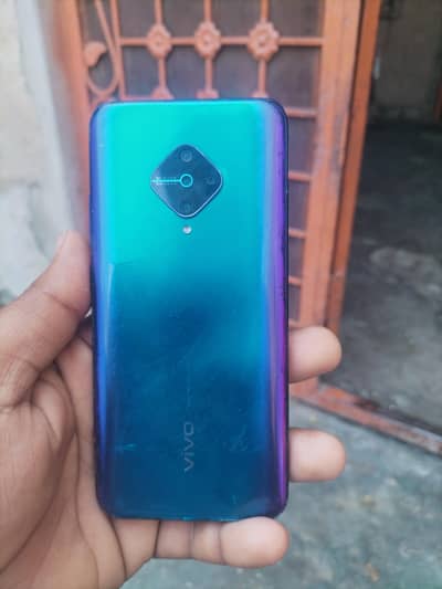 Vivo Y51 4/128 GB Snapdragon 665 octa-core