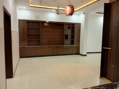 GULBERG RESIDENCIA 7M GROUND FLOOR FOR RENT