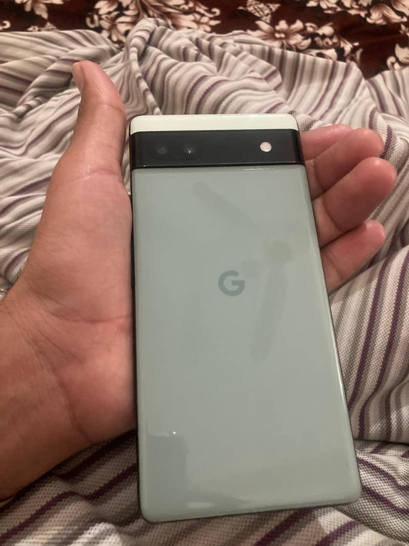 Google Pixel 6a 1