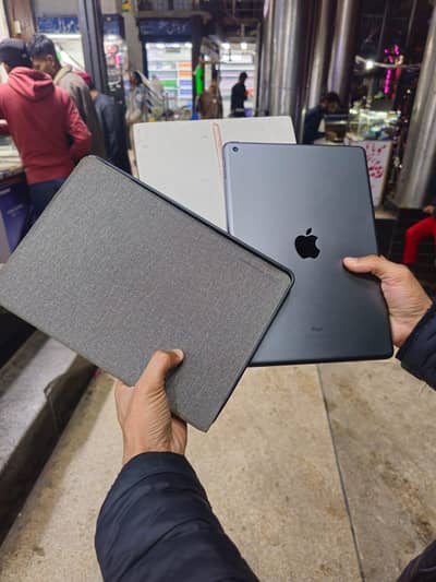 Ipad 8th gen 10/10 32Gb Rate final ha behes wale log na rabta krna