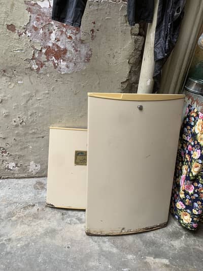 Chalta chalta band ho gi hai check nhi karya