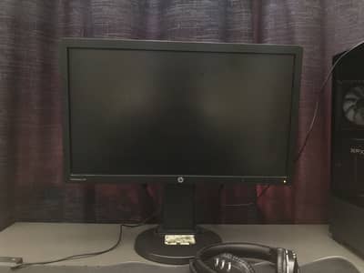 HP monitor for sale