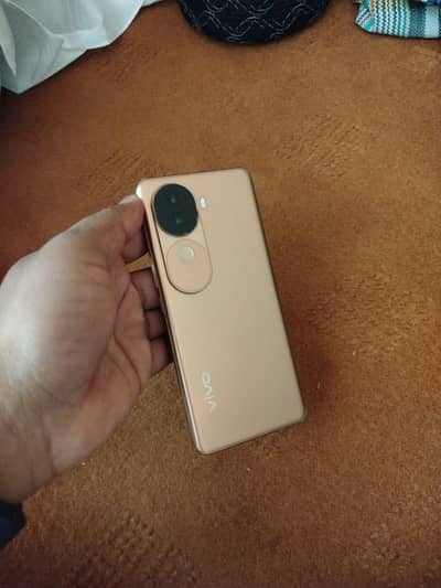 vivo v40e saf mubile he koi msla nh he