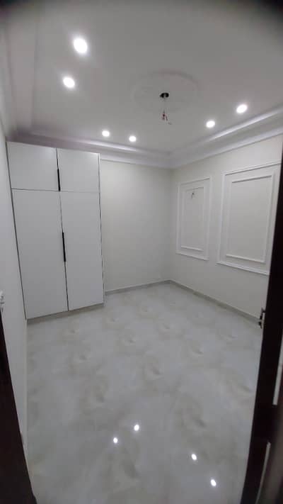 2 Marla brand new triple story house for sale