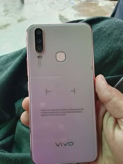 vivo y17