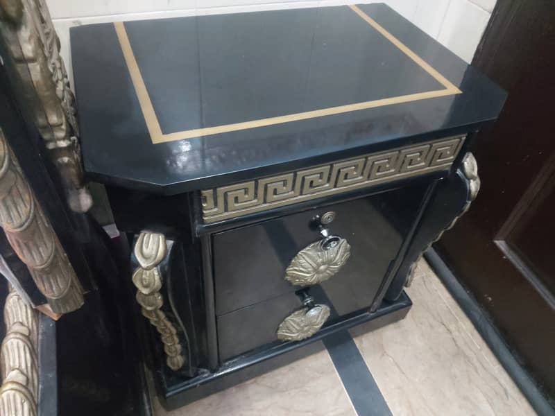 Bed Set with Dressing Table 5