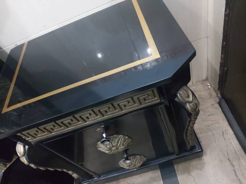 Bed Set with Dressing Table 6