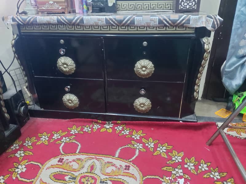 Bed Set with Dressing Table 7