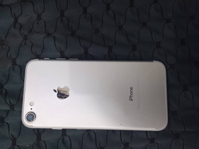 iPhone 7 0