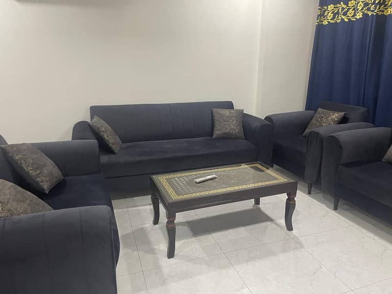 7 seater sofas with table 1