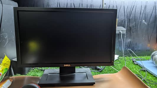 Dell LED Monitor | 47cm | Budget Deal