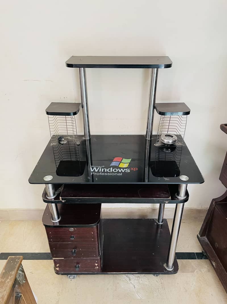 Dark Computer Table 0