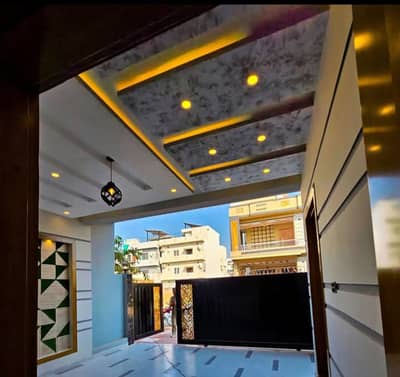 1.5 STORY 8 MARLA BREND NEW HOUSE FOR SALE