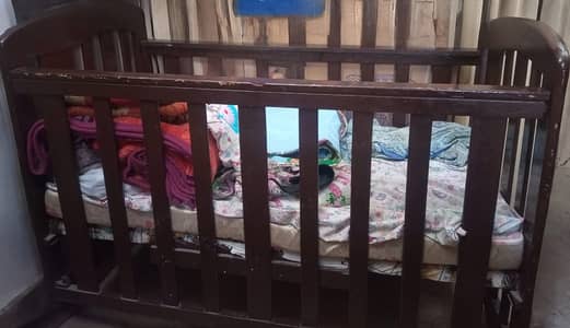Baby Cot for Sale – Excellent Condition