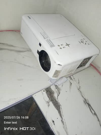 home or office ke liye istemal sudha projector kam istemal Kiya hua