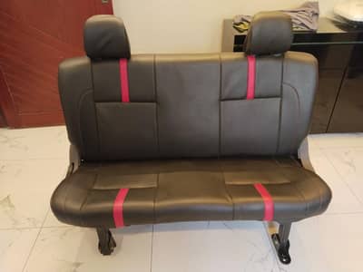Changan karwan seats