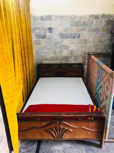 single bed without mattress used