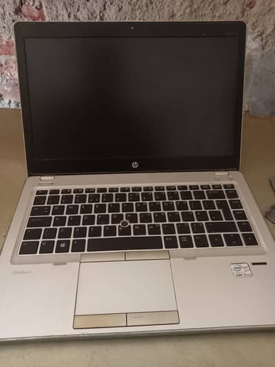 Laptop HP i5 3 Jarnesion  SSd 8 128 online kam kara hai