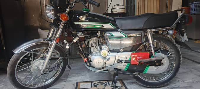 Honda 125 se