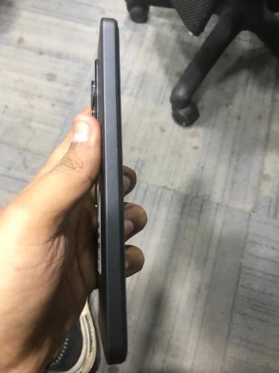 I am selling new mobile