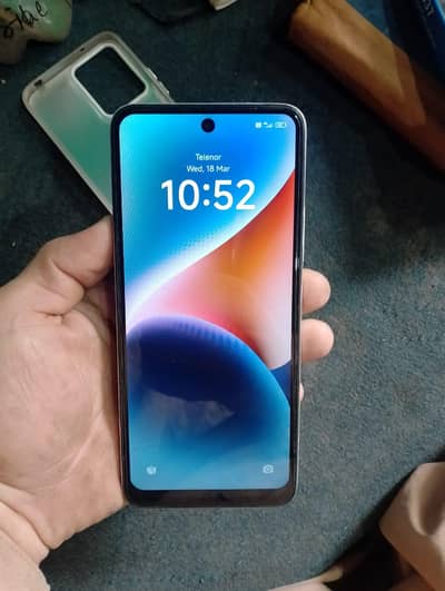 Xiaomi redmi 12 with box no charger 8/256 GB pta approved