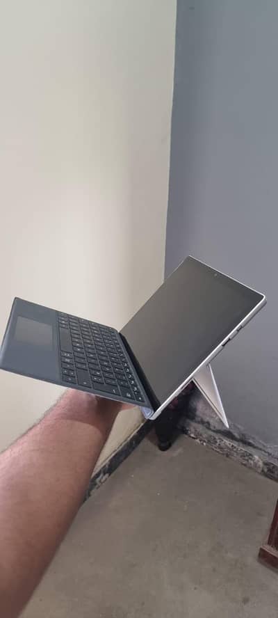 Microsoft surface pro 16/500 ssd