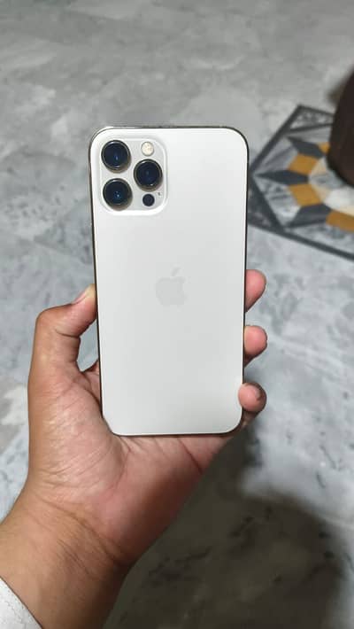 iPhone 12 Pro Max water pack Box sath ha 2month sim bhi chalni 256 gb