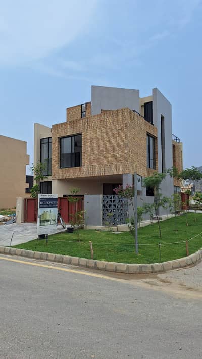 Corner 5 Marla Designer House For Sale In FMC Adjacent To B17 C1 Block