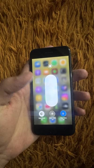 Apple iPhone SE (3rd generation)