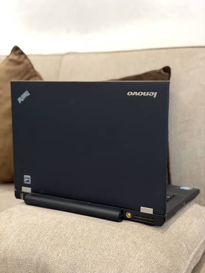 Lenovo thinkpad i3 4gb 320gb