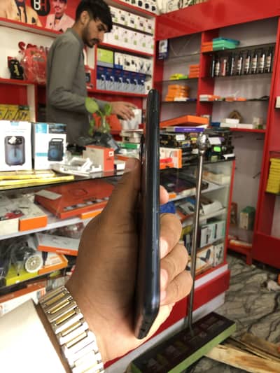 Infinix note 8i for sale 6 128
