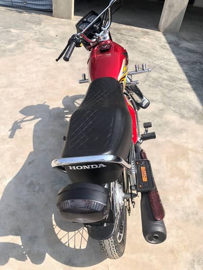 New condition Honda bike cg 125
