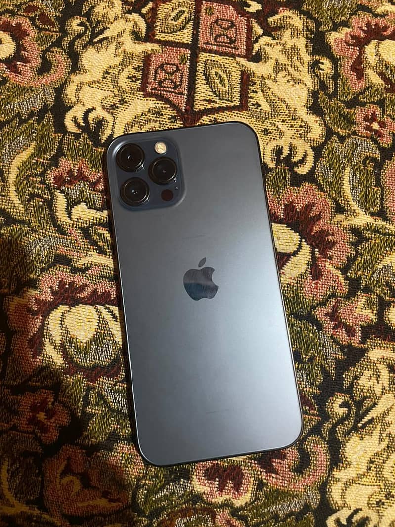 Iphone 12 pro max 0