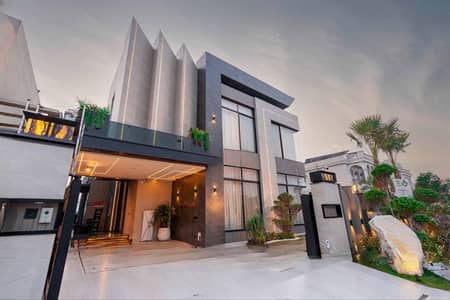 22 Marla Top Quality Build Luxurious Beautiful Modern Design Villa Full Basement, Facing Park, Corner For Sale In DHA Lahore Phase 5 Prime Location Block B