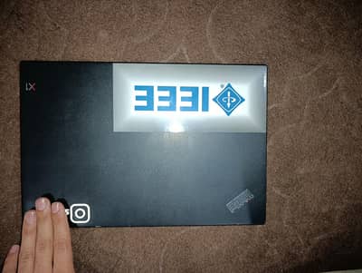 lenovo X1 carbon 8+256